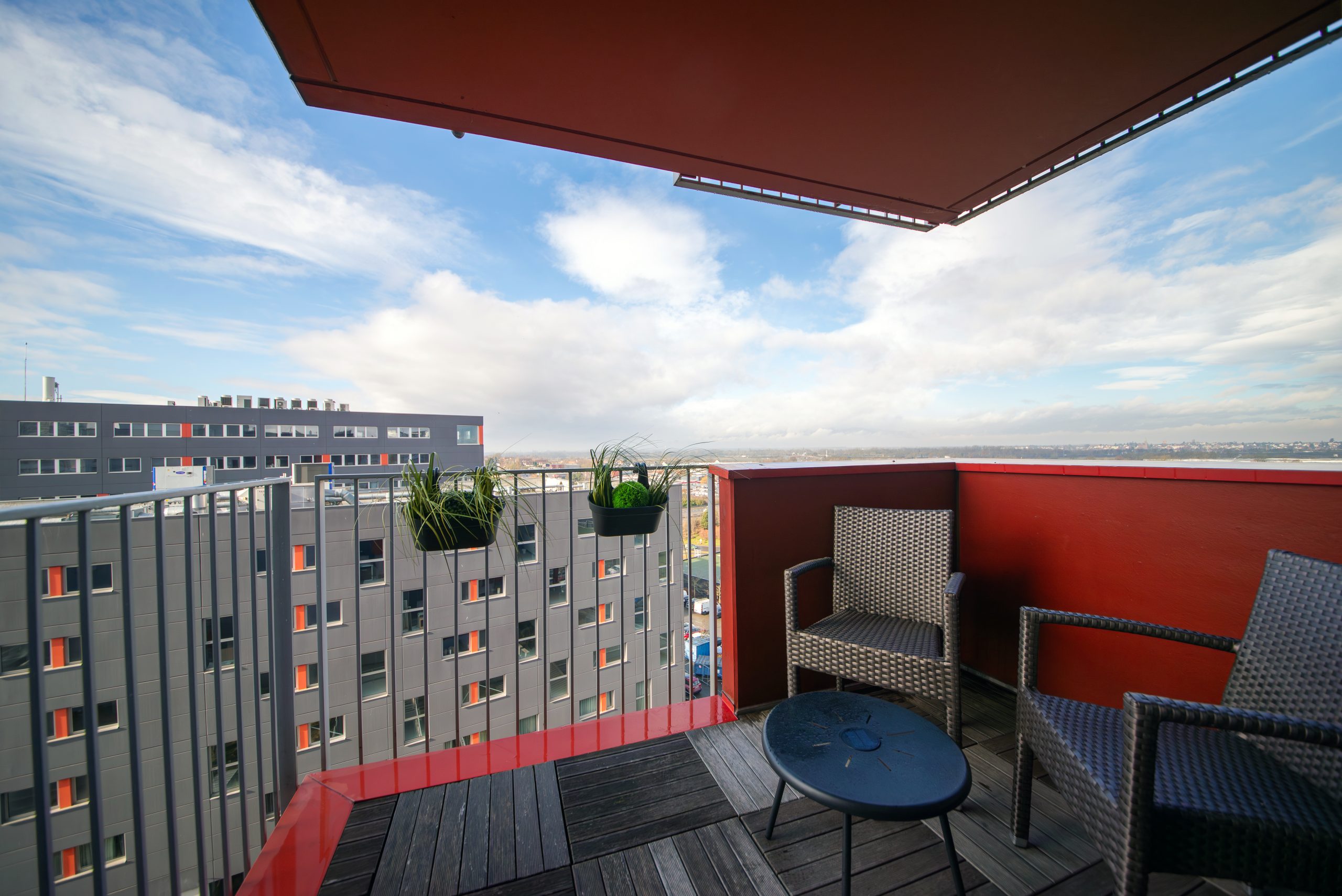 Terrasse appart hôtel Mulhouse alternative Airbnb
